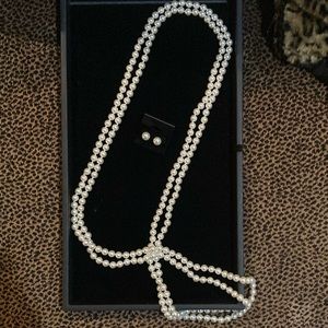 Elegant Pearl Necklace and Earring Set